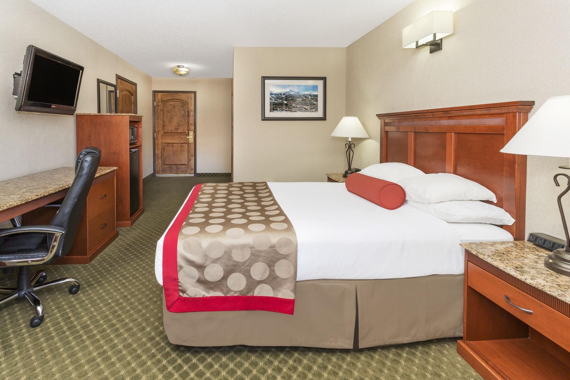 Ramada By Wyndham Frisco Hotel Екстериор снимка