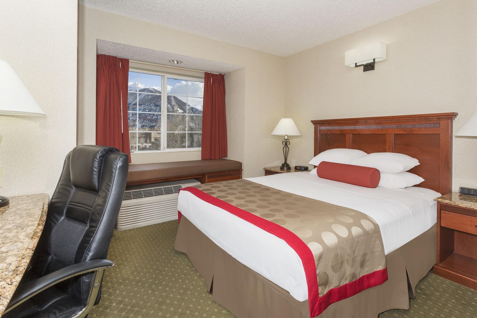Ramada By Wyndham Frisco Hotel Екстериор снимка