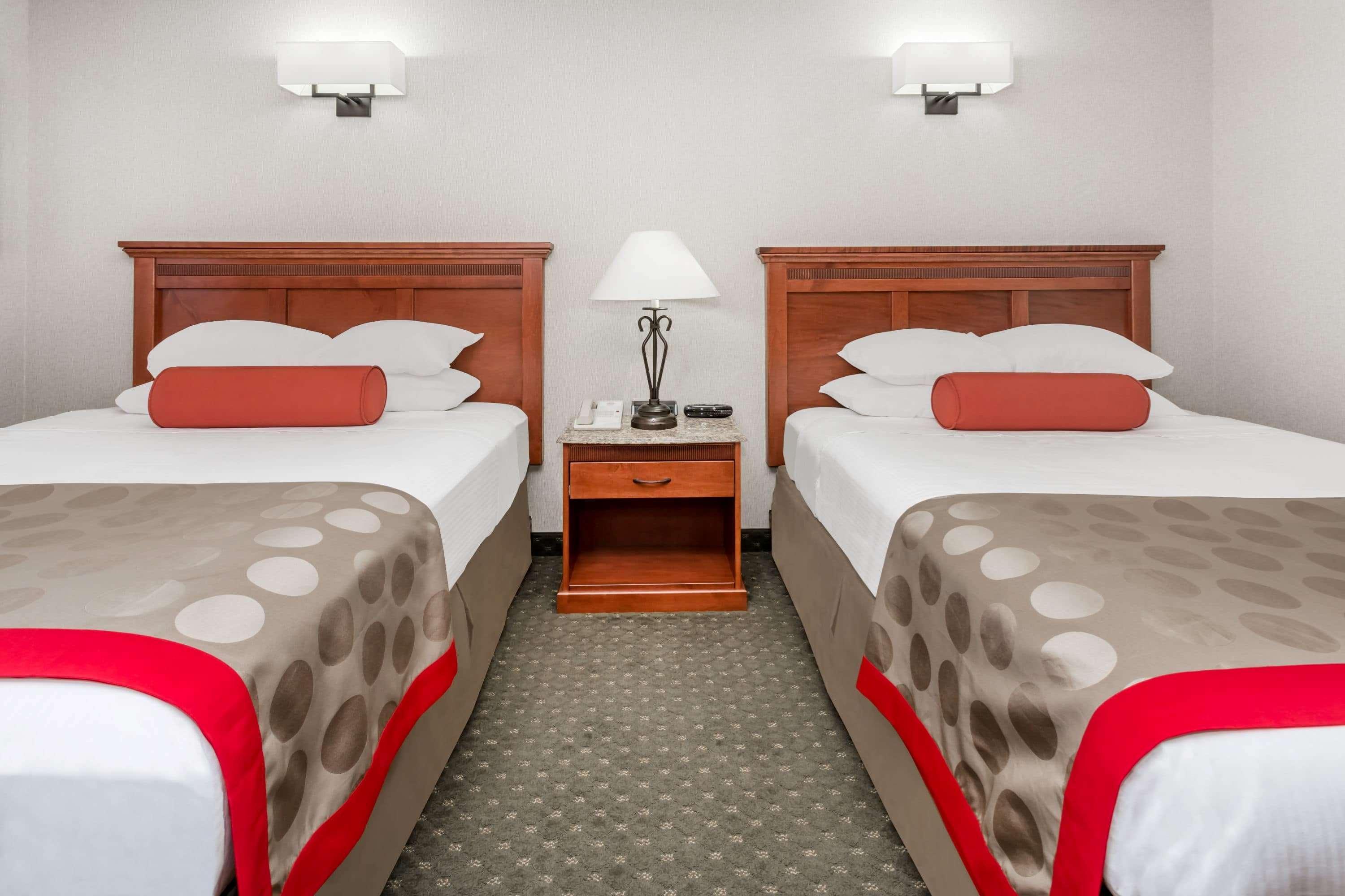 Ramada By Wyndham Frisco Hotel Екстериор снимка